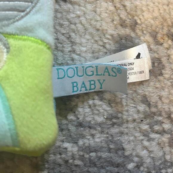 Douglas.BabyLittle Elephant's Blankie Soft Plush Activity Boo - Picture 4 of 4